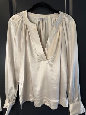 Rails Cream V-Neck Blouse with Soft Pleats